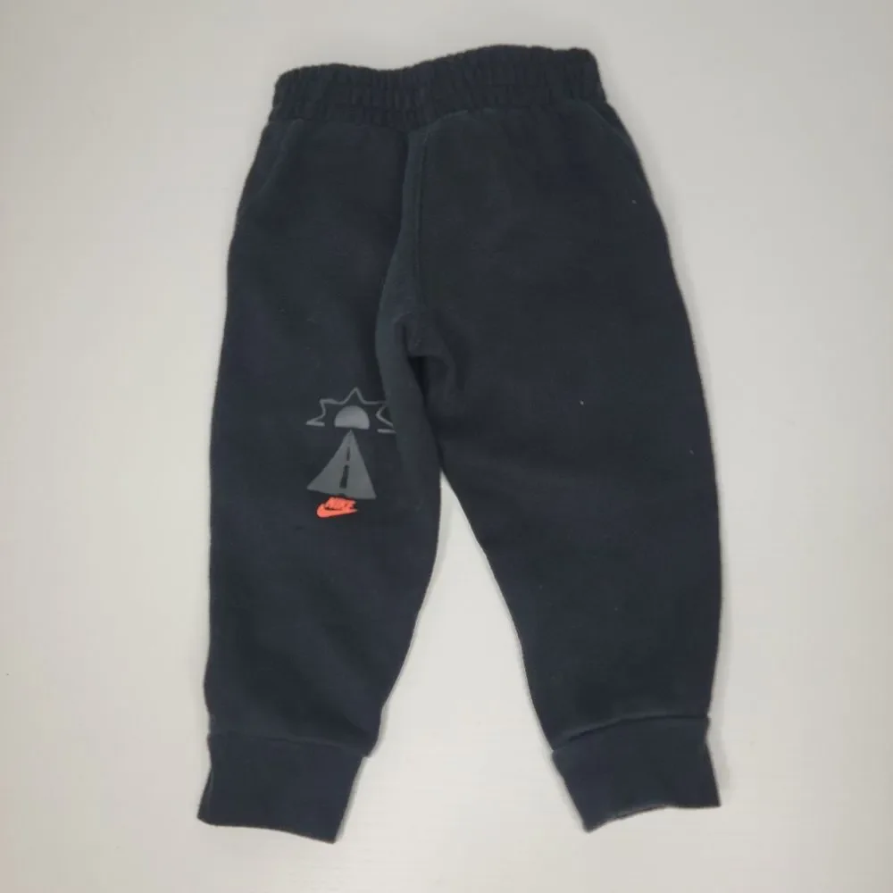 Nike Kids Toddler Size 2T Go the Extra Smiles Graphic Black Yellow Red Sweatpant